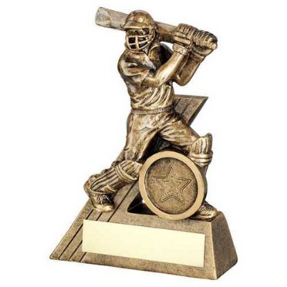 Picture of Brz~gold Mini Male Cricket Batsman Figure With Plate (1in Centre)